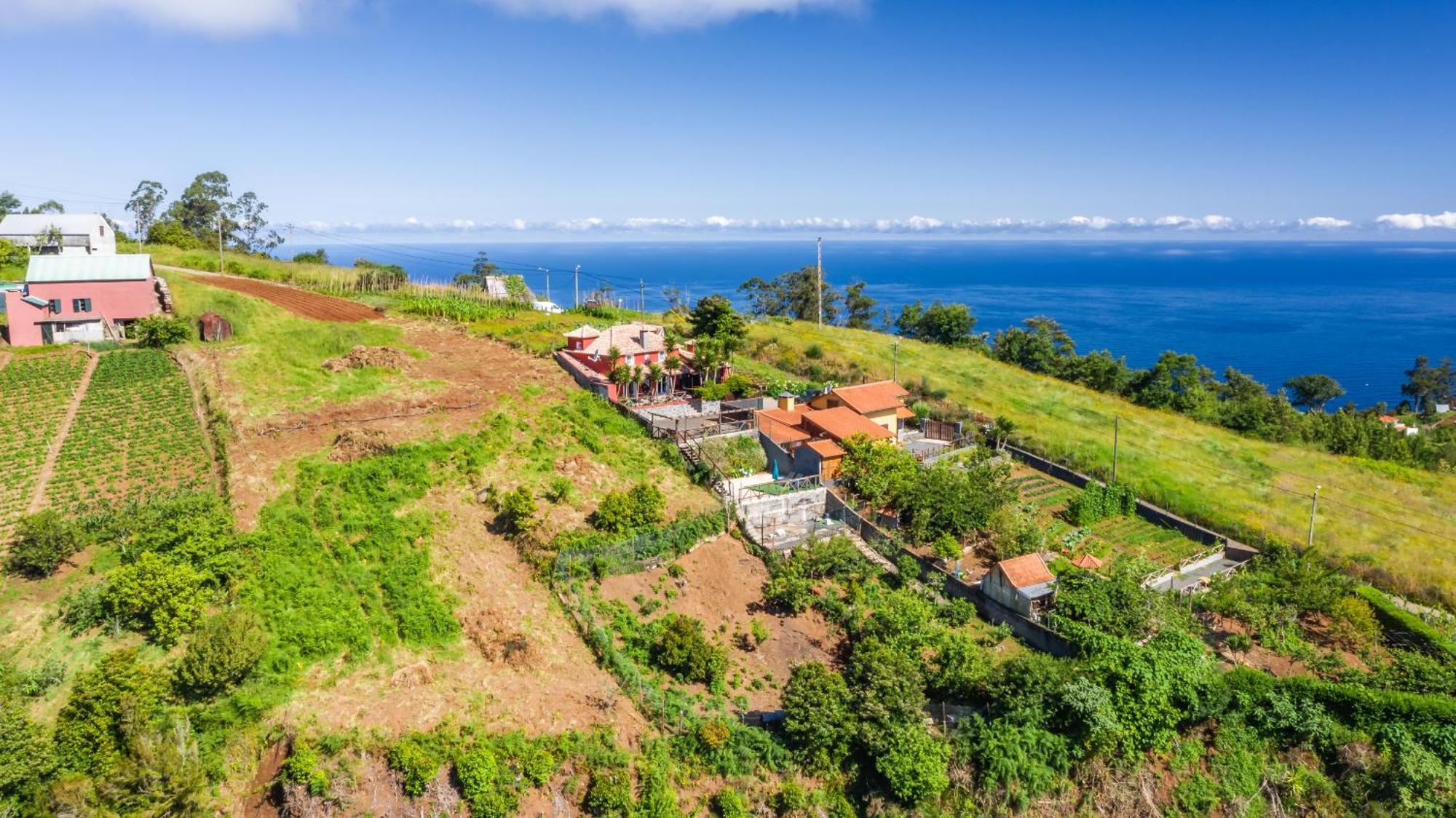 Sao Jorge Cottage - By Wehost Santana  Exterior photo