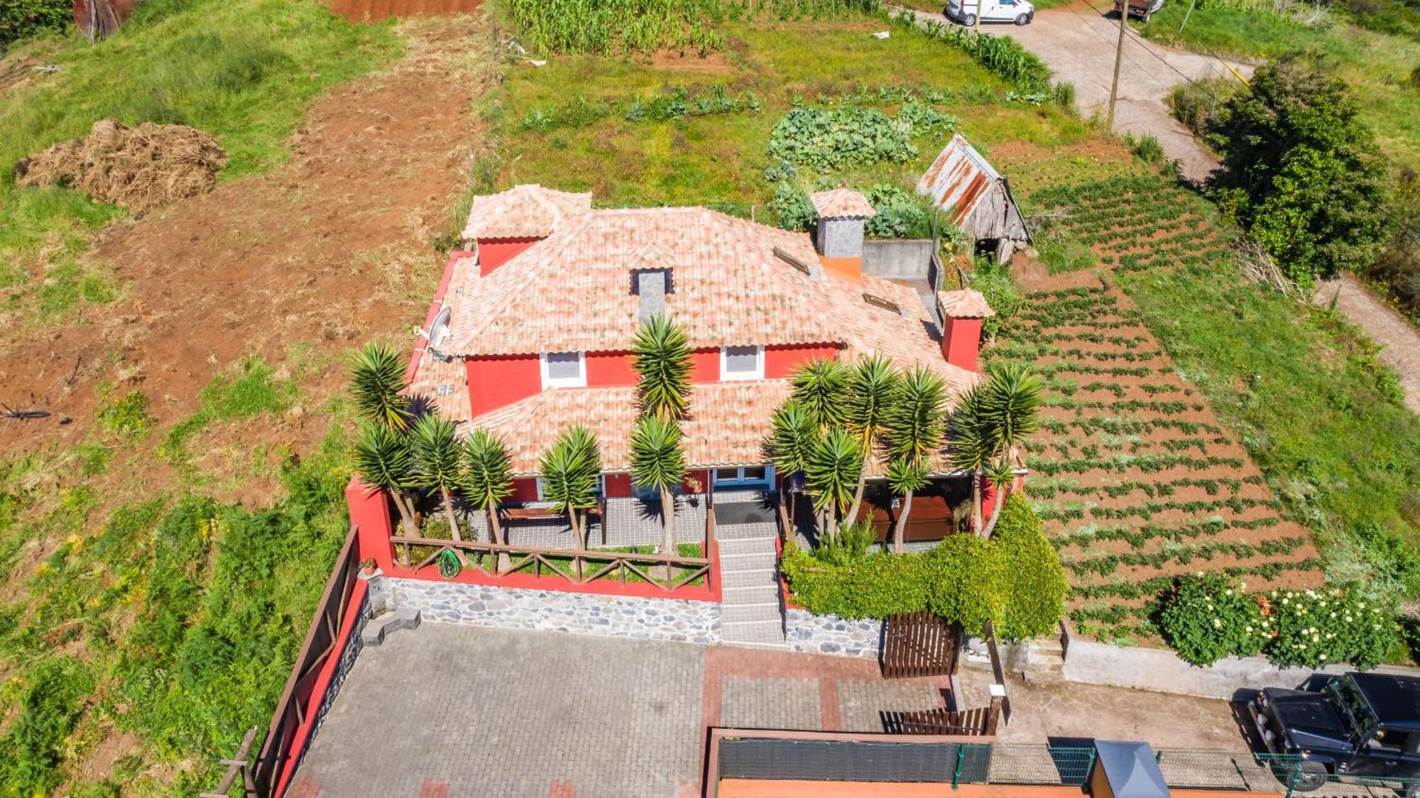 Sao Jorge Cottage - By Wehost Santana  Exterior photo